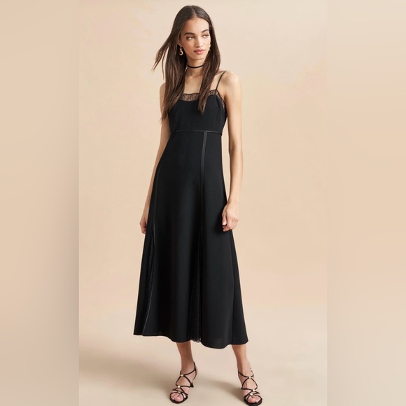 Nora Dress in a size 4 - Picture 3 of 7